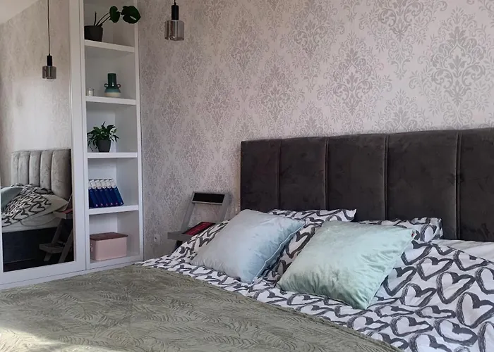 Fancy Near Manufaktura In Center Of 公寓 *