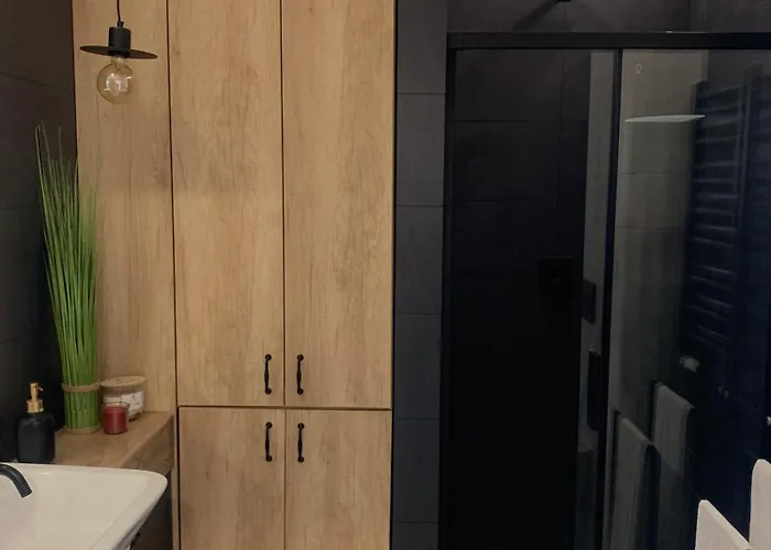 Lejlighed Fancy Near Manufaktura In Center Of *