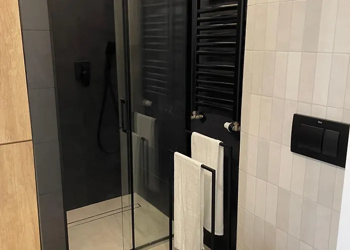 Fancy Near Manufaktura In Center Of 公寓 *